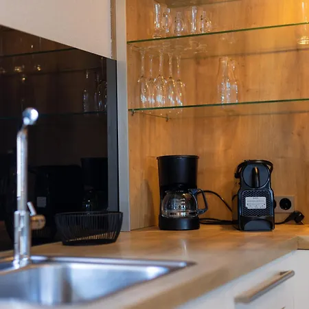 Prázdninový dům Mala 1 *